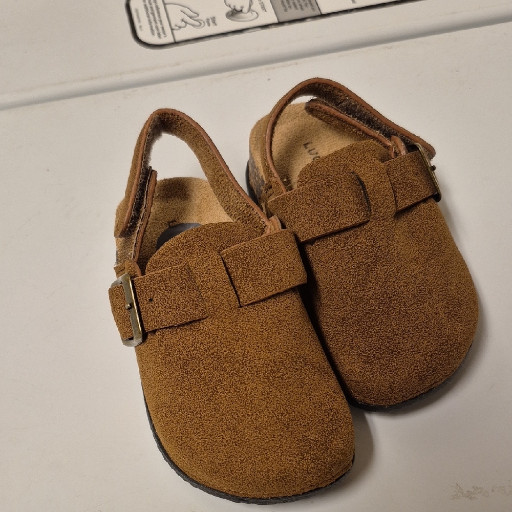 Toddler Lucky Brand Clogs (7)